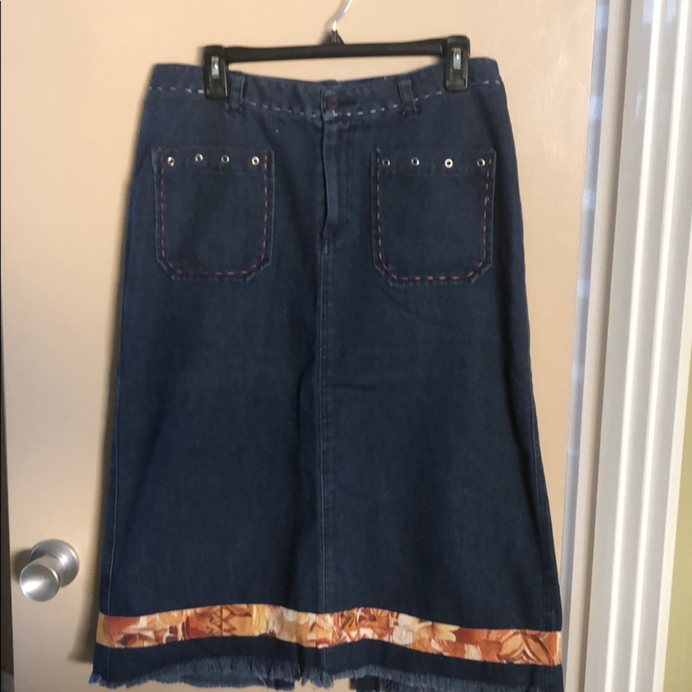 Burning Torch straight skirt